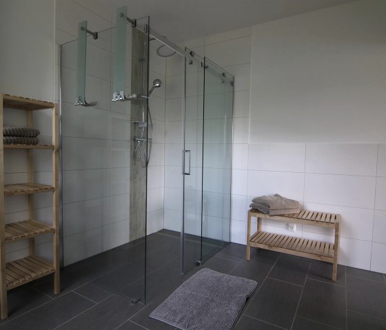 Bad Dusche, © Nordeifel Tourismus GmbH & Haus Paulus Bad Dusche, © Nordeifel Tourismus GmbH & Haus Paulus