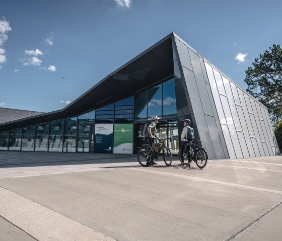 Eingang zu den Ausstellungen auf Vogelsang IP, © Eifel Tourismus GmbH, Dennis Stratmann Eingang zu den Ausstellungen auf Vogelsang IP, © Eifel Tourismus GmbH, Dennis Stratmann