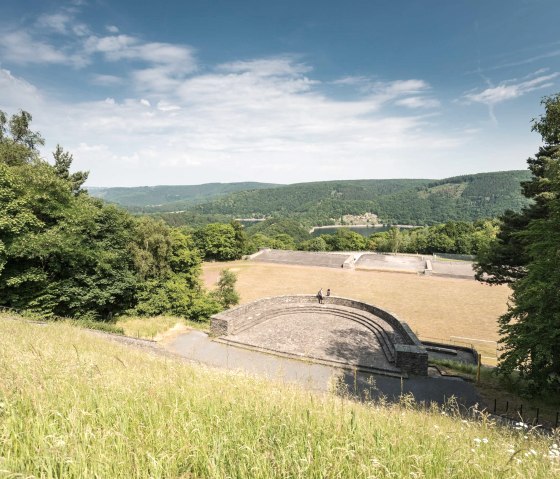 Vogelsang IP, weitläufiges Gelände mit Aussicht, © Eifel Tourismus GmbH, D. Ketz Vogelsang IP, weitläufiges Gelände mit Aussicht, © Eifel Tourismus GmbH, D. Ketz