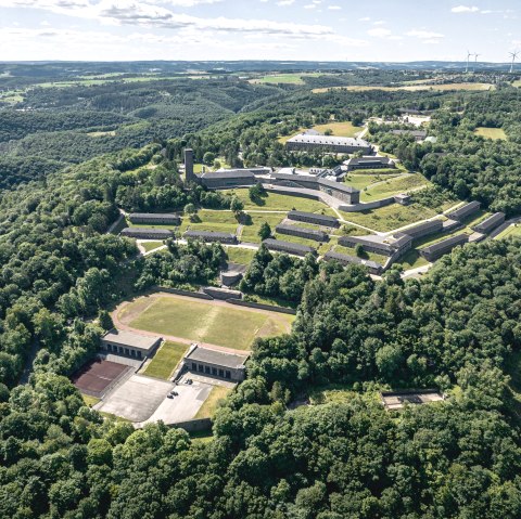 Luftbild Gelände Vogelsang, © Eifel Tourismus GmbH - Dennis Stratmann Luftbild Gelände Vogelsang, © Eifel Tourismus GmbH - Dennis Stratmann