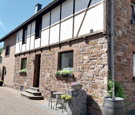 Hausansicht. Hausansicht.