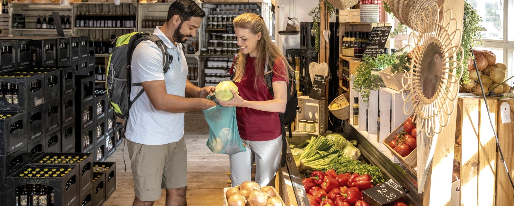 Einkaufen auf dem Markt, &copy; Eifel Tourismus GmbH - Dominik Ketz