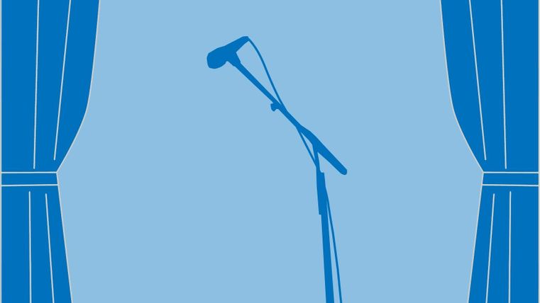 Vorhang und Mikrofon