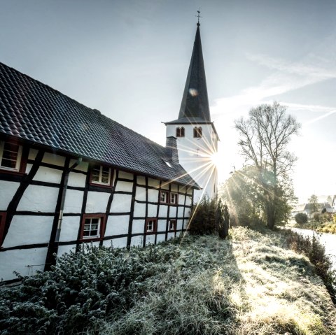 Kerk in Olef op de Eifelsteig, © Eifel Tourismus GmbH, D. Ketz