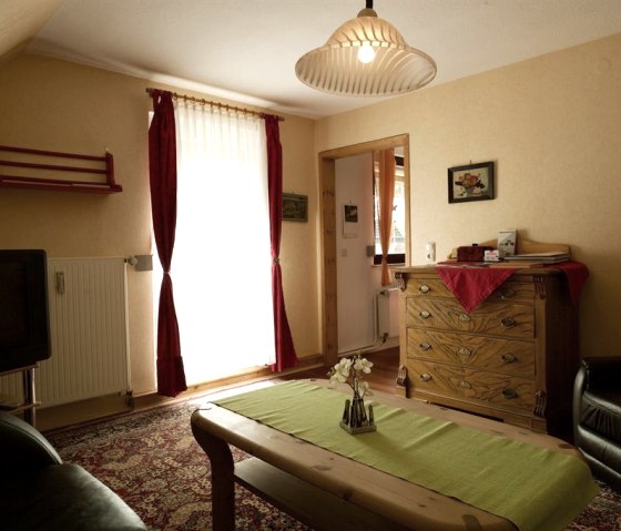 Salle de séjour, © Nordeifel Tourismus GmbH & Ferienwohnung Schuh