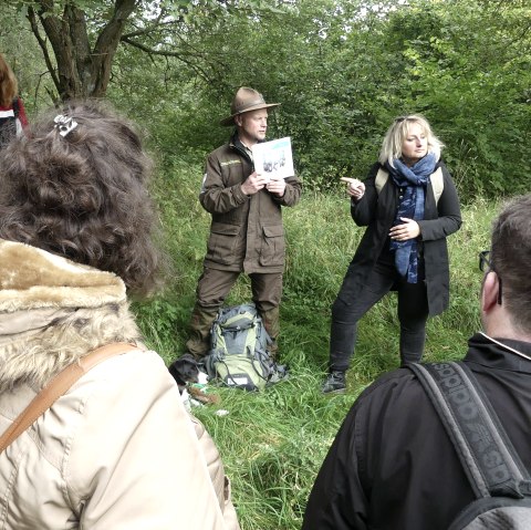 Gebärdensprachlich begleitete Rangertour, © Nationalpark Eifel / Menninghaus